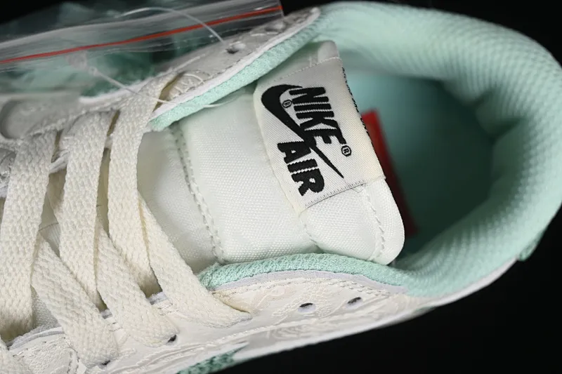 All Categories Air Jordan Jordan Series Basketball Shoes Air Jordan 1 Low Air Jordan 1 Low OG AJ1 Joe 1 Year of the Snake Limited Green Snake Low-top Retro Basketball Shoes HF3144-100